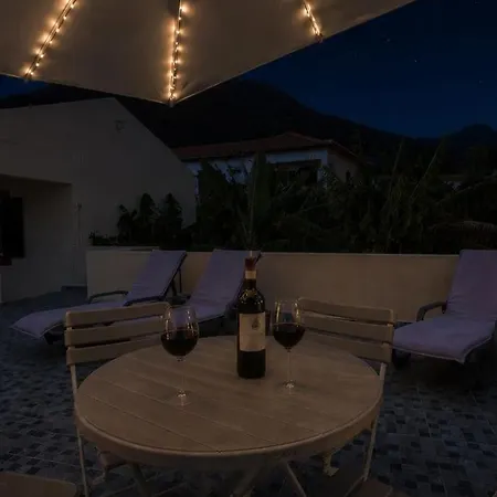 Maresia's House, * Madalena do Mar